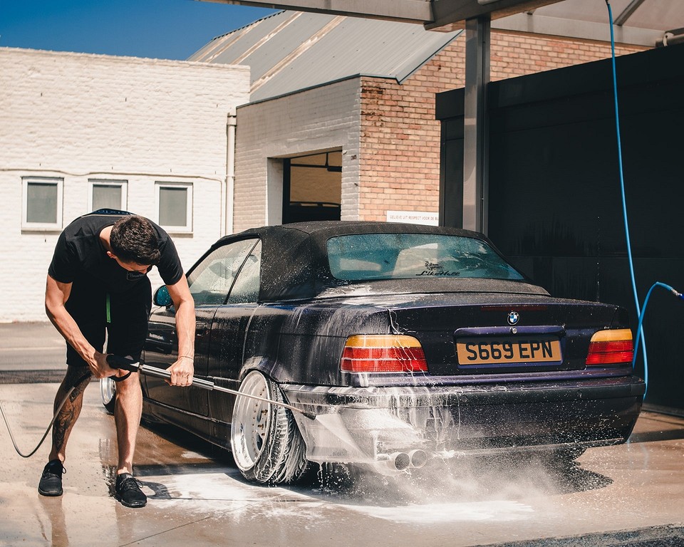 Как сделать пеногенератор для мытья автомобиля, ковра и не только. Как сделать пеногенератор для автомойки из подручных вещей своими руками
