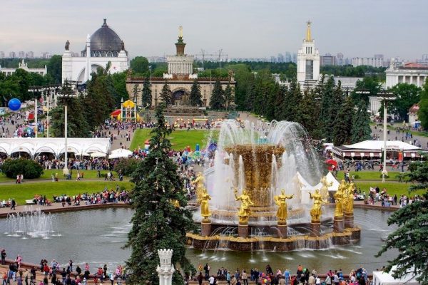 Топ-10 мест, которые обязательно стоит посетить в Москве